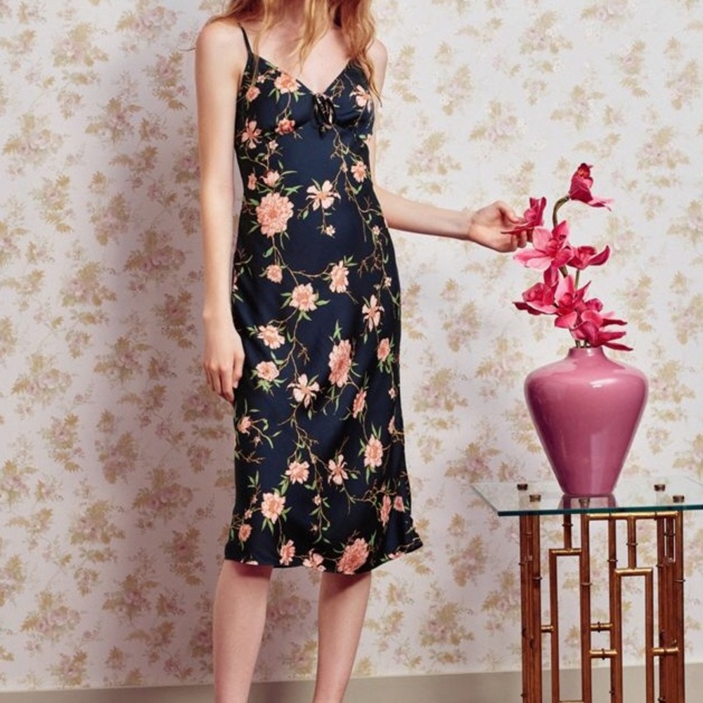 ISO Betsy midi floral dress